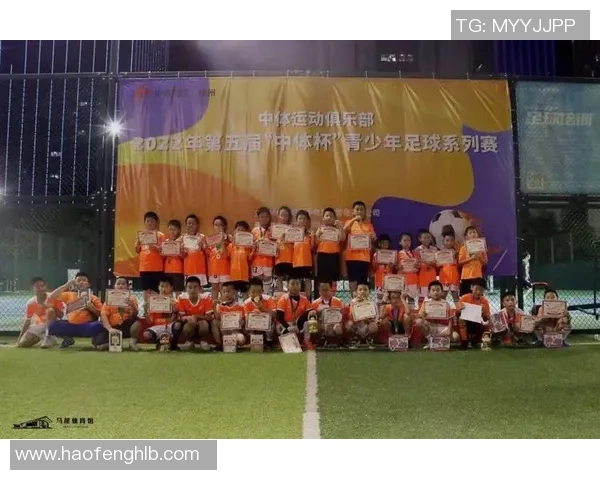 深圳足球队荣登足球意识排行榜第五名引发热议